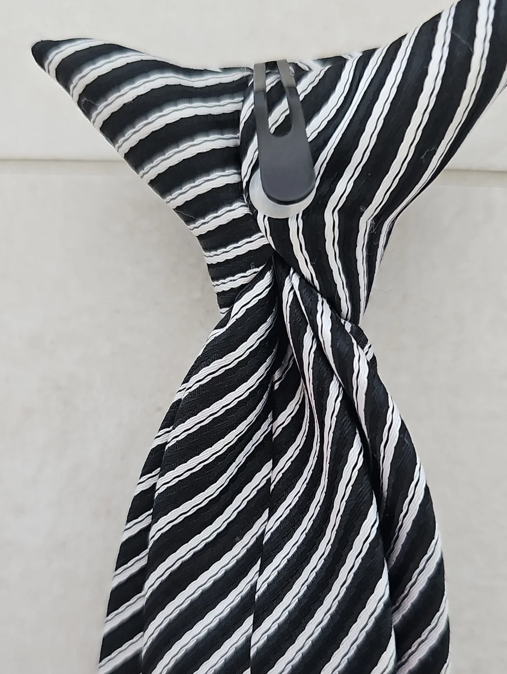 Cherokee Black and White Striped Neck Tie Boys Sz M 8/10